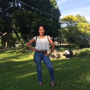 Meet your Posher, Cindy